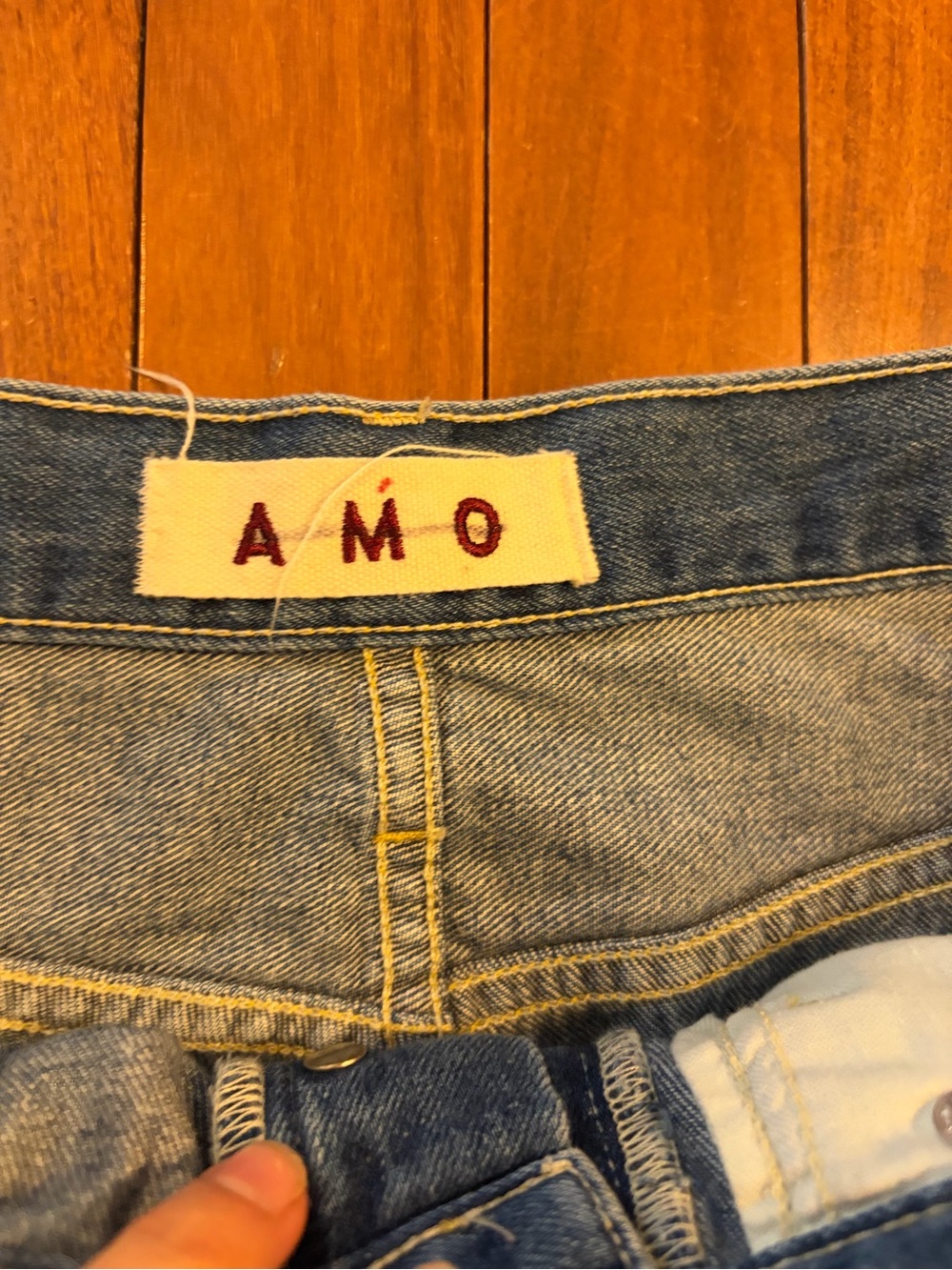 AMO Cora High Rise Straight Leg Crescent Jeans 32 - Picture 9 of 10